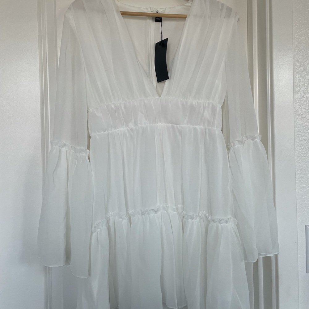 Shein White Dress Size Medium. Never Worn, Tags still On